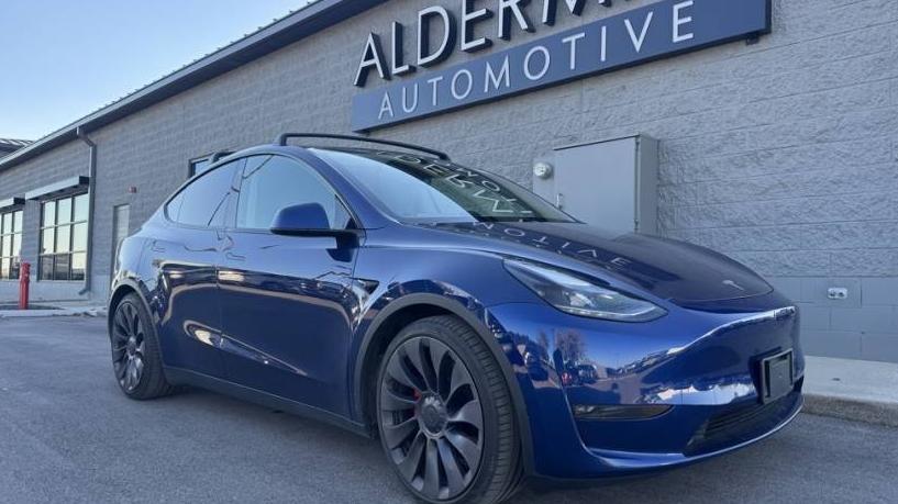 TESLA MODEL Y 2021 5YJYGDEF3MF134057 image